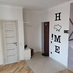 Na Shashkevicha 16 Appartement *